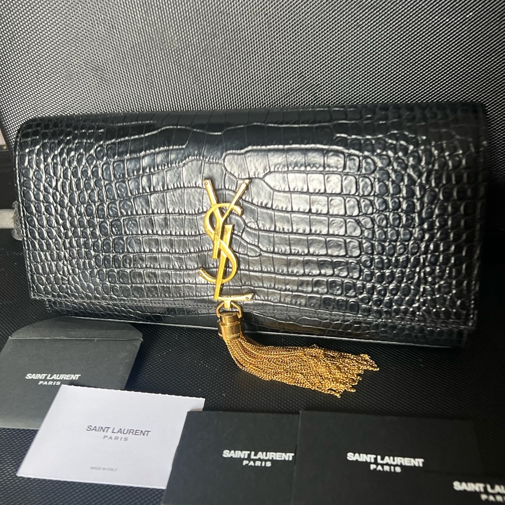 YVES SAINT LAURENT
Kate Crocodile Leather Bag Black Clutch